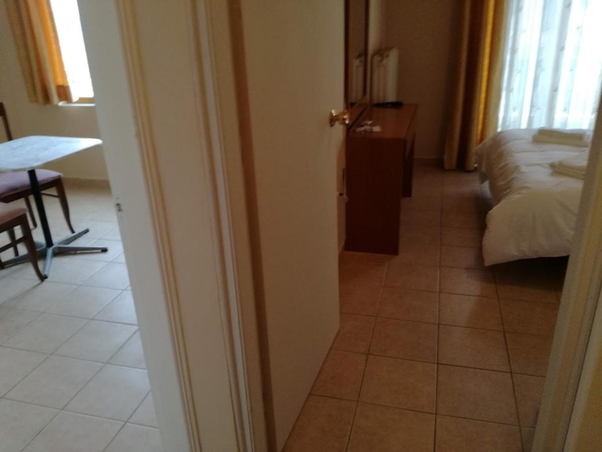 Parnon Hotel Agios Petros  Exterior photo